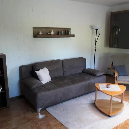 Modern In Sellinghausen With Terrace דירה שמאלנברג
